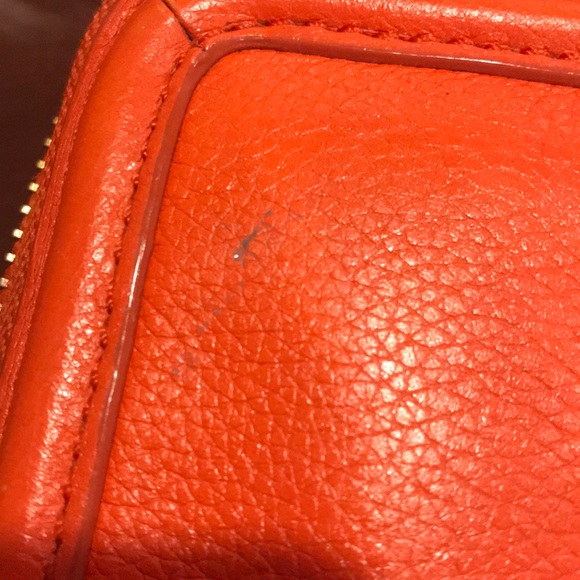 Tory Burch zip wallet - Picture 5 of 5